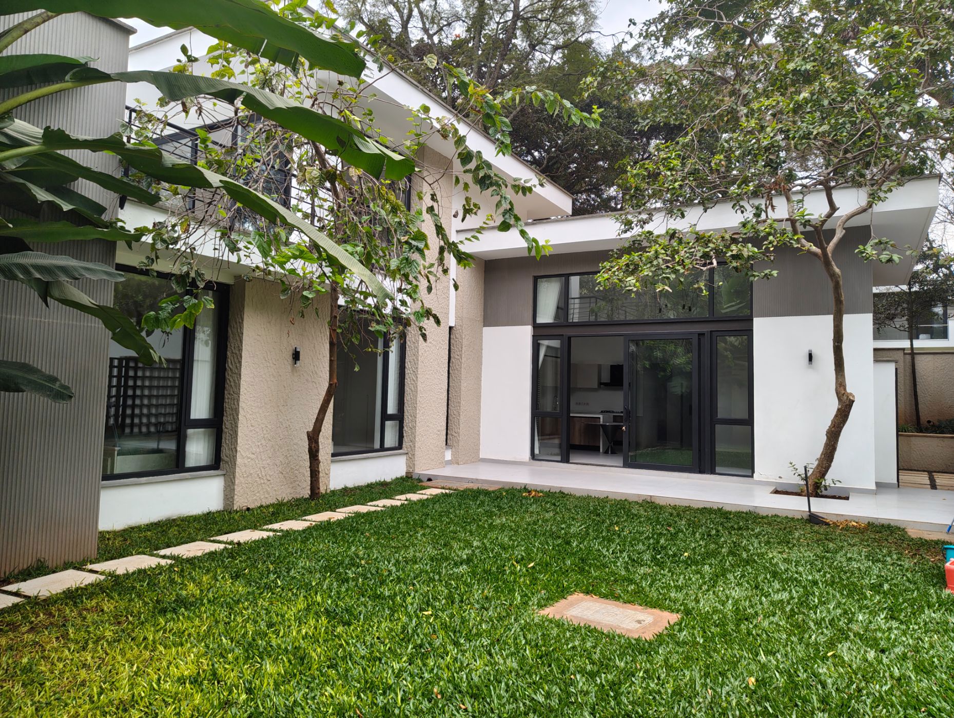 Double-storey house let in Lavington, Kenya - 3KE1707991