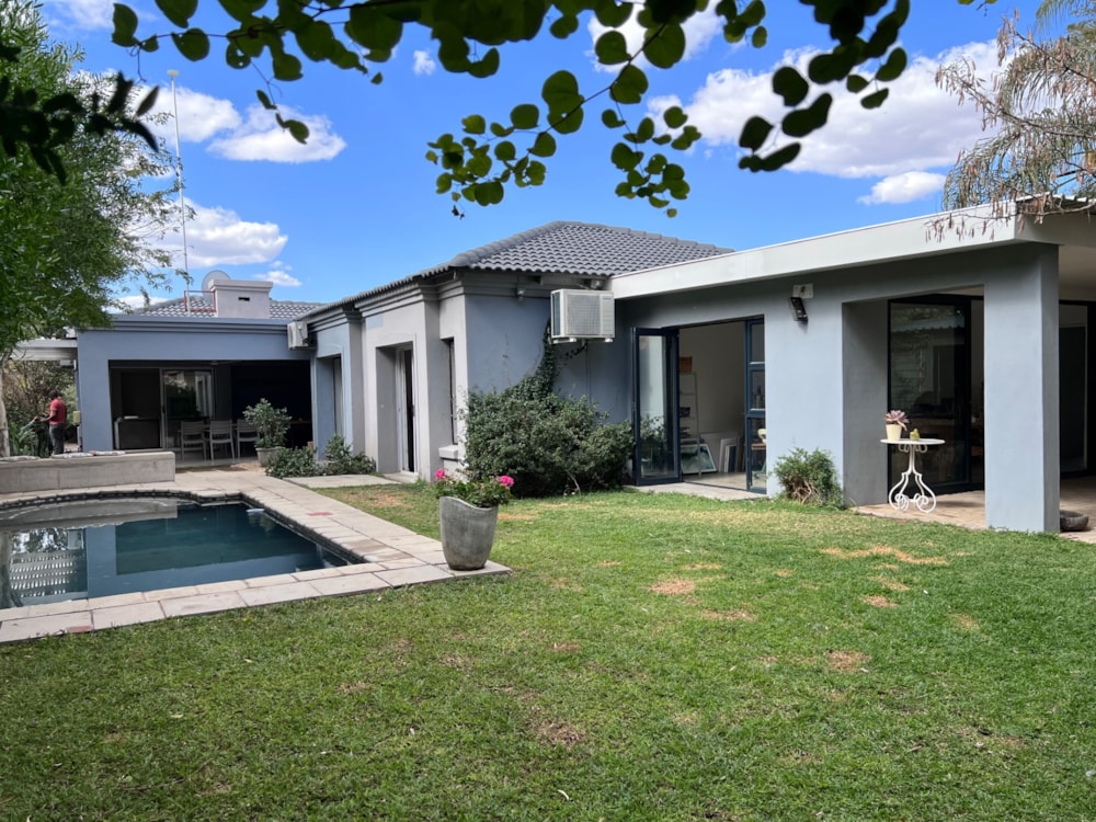 House for sale in Phakalane, Botswana - 3BO1707627