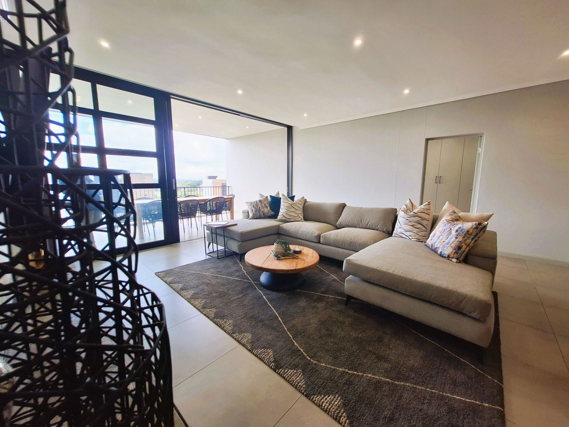 Townhouse for sale in Midstream Estate - CN1708911