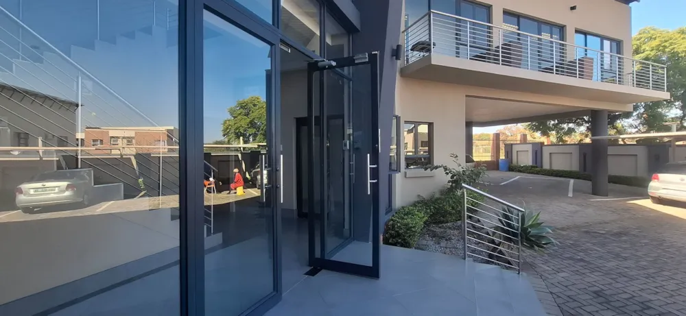 Commercial office to rent in Bendor - 1PS1707647