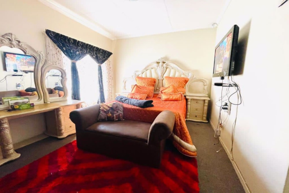 Security complex home to rent in Tasbet Park - 1WD1707726 Security complex home to rent in Tasbet Park - 1WD1707726