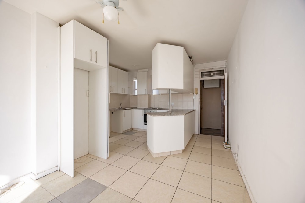 Apartment for sale in Morningside, Durban - 1DA1707756 Apartment for sale in Morningside, Durban - 1DA1707756