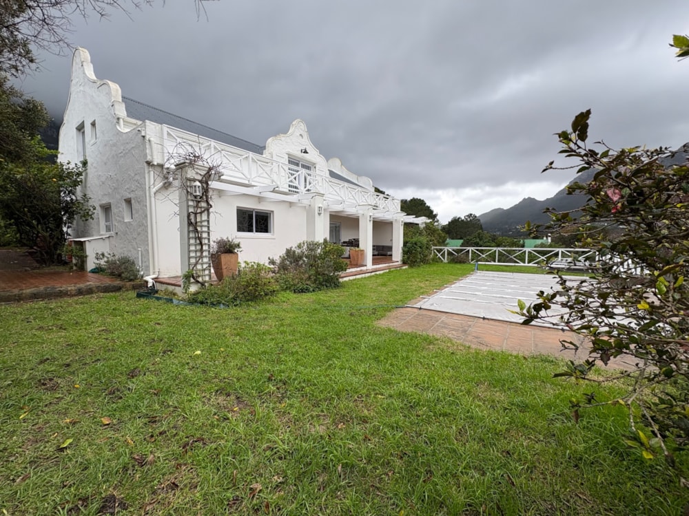 House to rent in Hout Bay - BYL1707882 House to rent in Hout Bay - BYL1707882