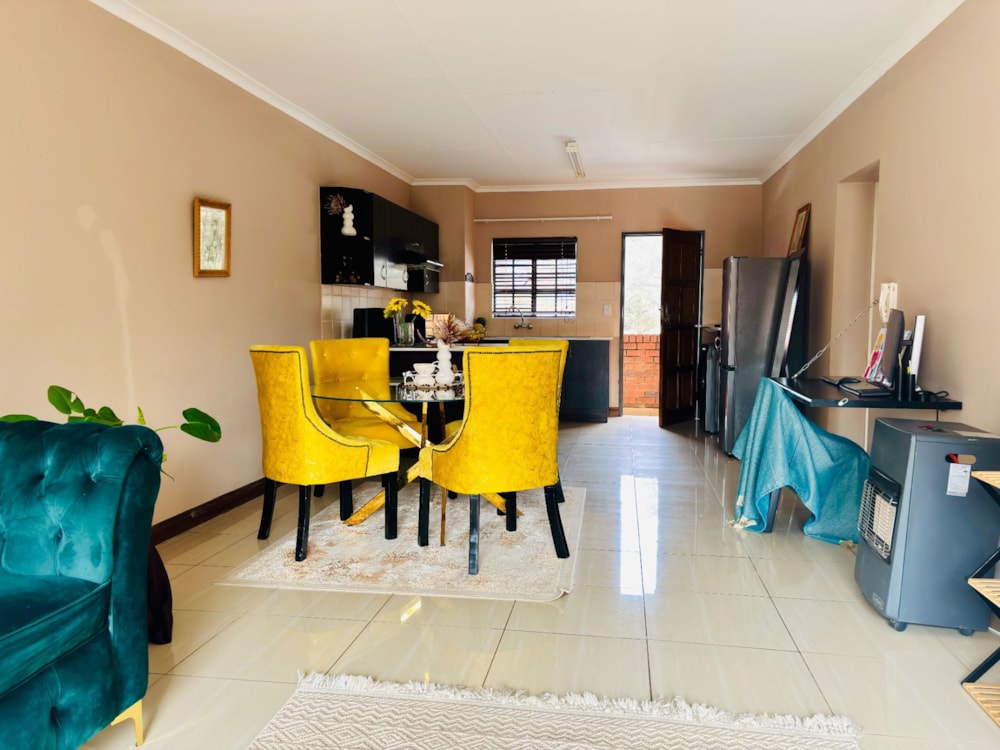 Townhouse to rent in Three Rivers Proper - 1VT1730734