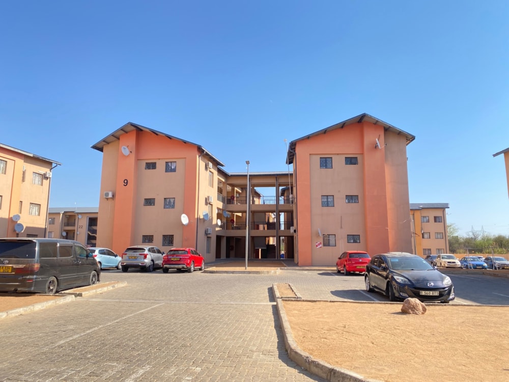 Apartment for sale in Broadhurst, Botswana - 3BO1707885 Apartment for sale in Broadhurst, Botswana - 3BO1707885
