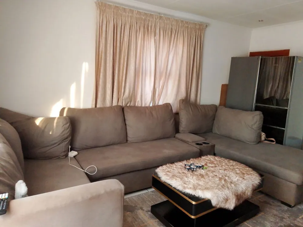 House for sale in Strubenvale - 1SP1707916