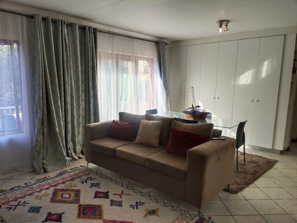 Apartment to rent in Paulshof - FYL1707957 Apartment to rent in Paulshof - FYL1707957