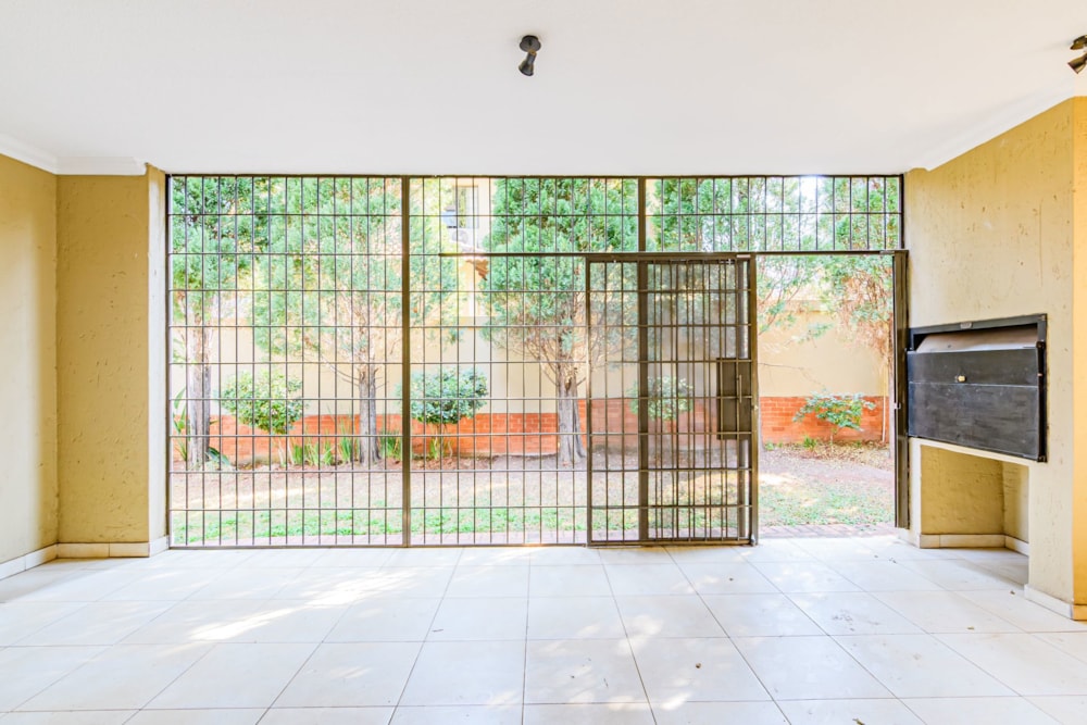 House for sale in Monument Park - PT1708181 House for sale in Monument Park - PT1708181