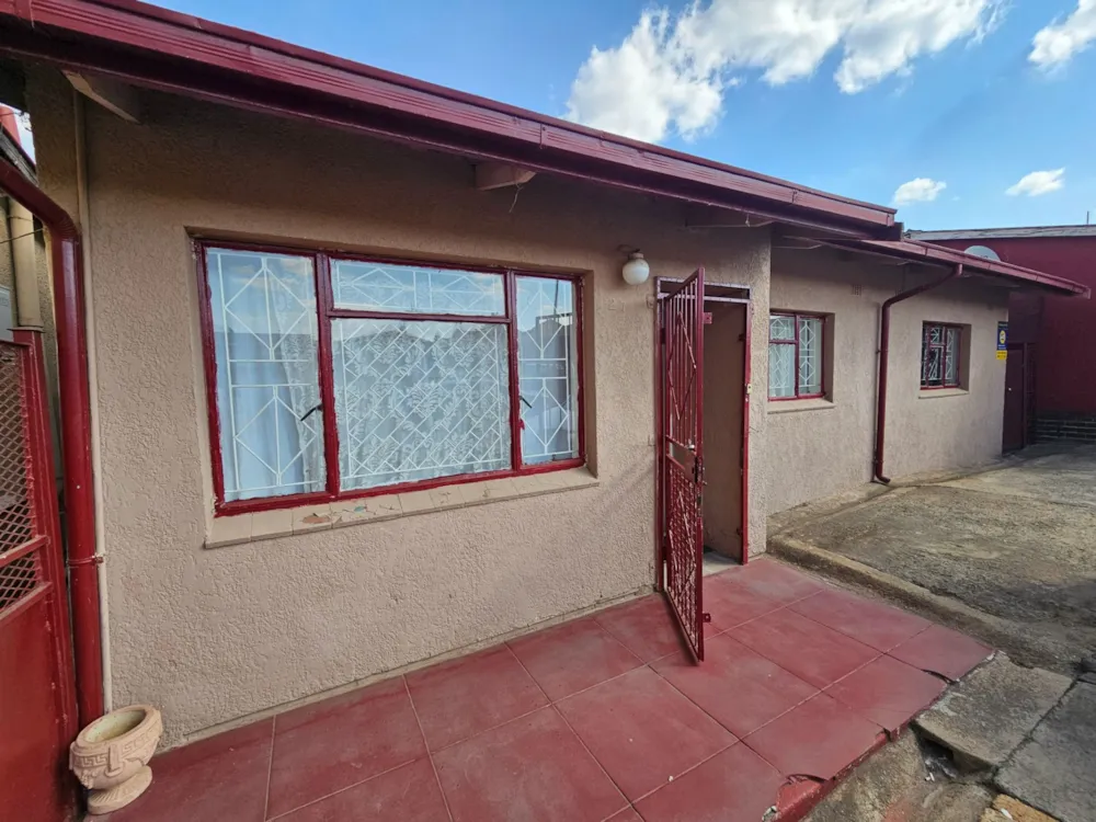 House sold in Shalimar Ridge - 1SP1708453