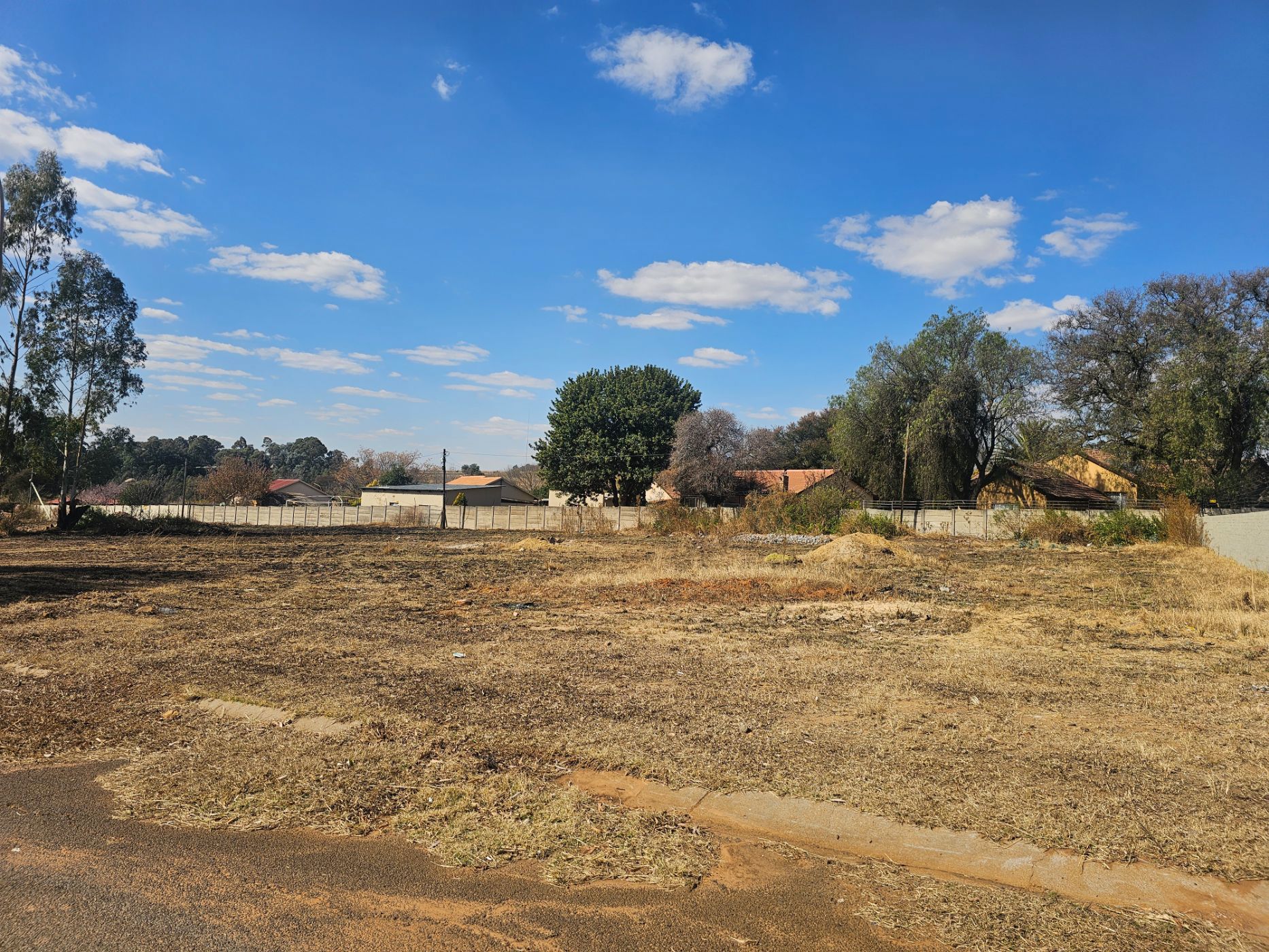 Residential vacant land for sale in Rensburg - 1SP1709524