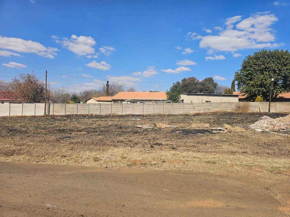 Residential vacant land for sale in Rensburg - 1SP1709524