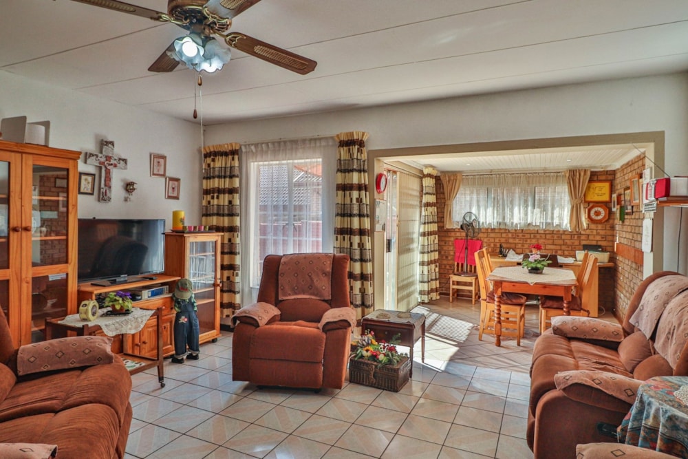 Townhouse for sale in White River - 1WR1708084 Townhouse for sale in White River - 1WR1708084