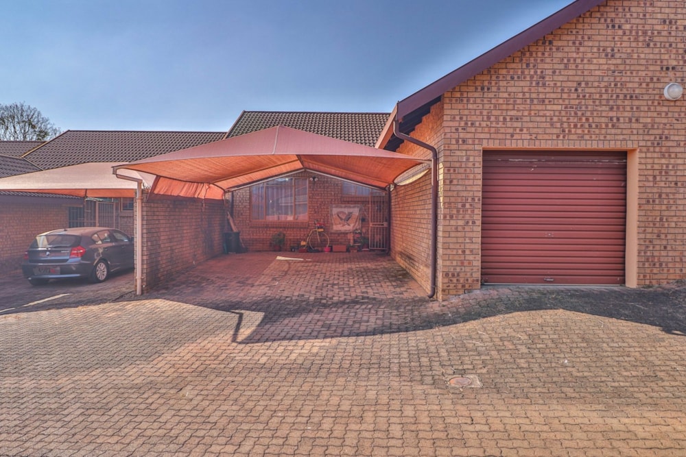 Townhouse for sale in White River - 1WR1708084