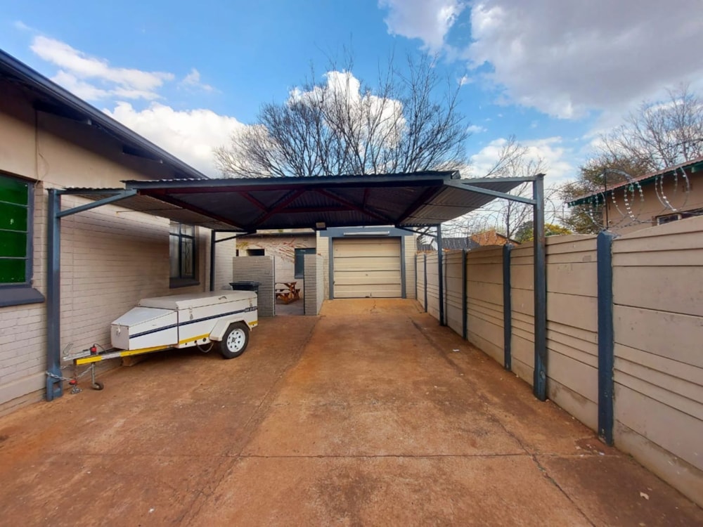 House for sale in Daggafontein - 1SP1708085 House for sale in Daggafontein - 1SP1708085