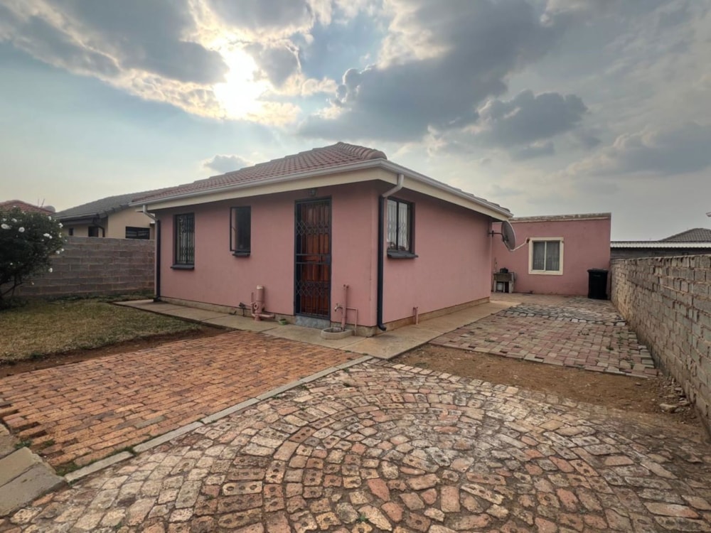 House for sale in Crystal Park - EN1709067 House for sale in Crystal Park - EN1709067