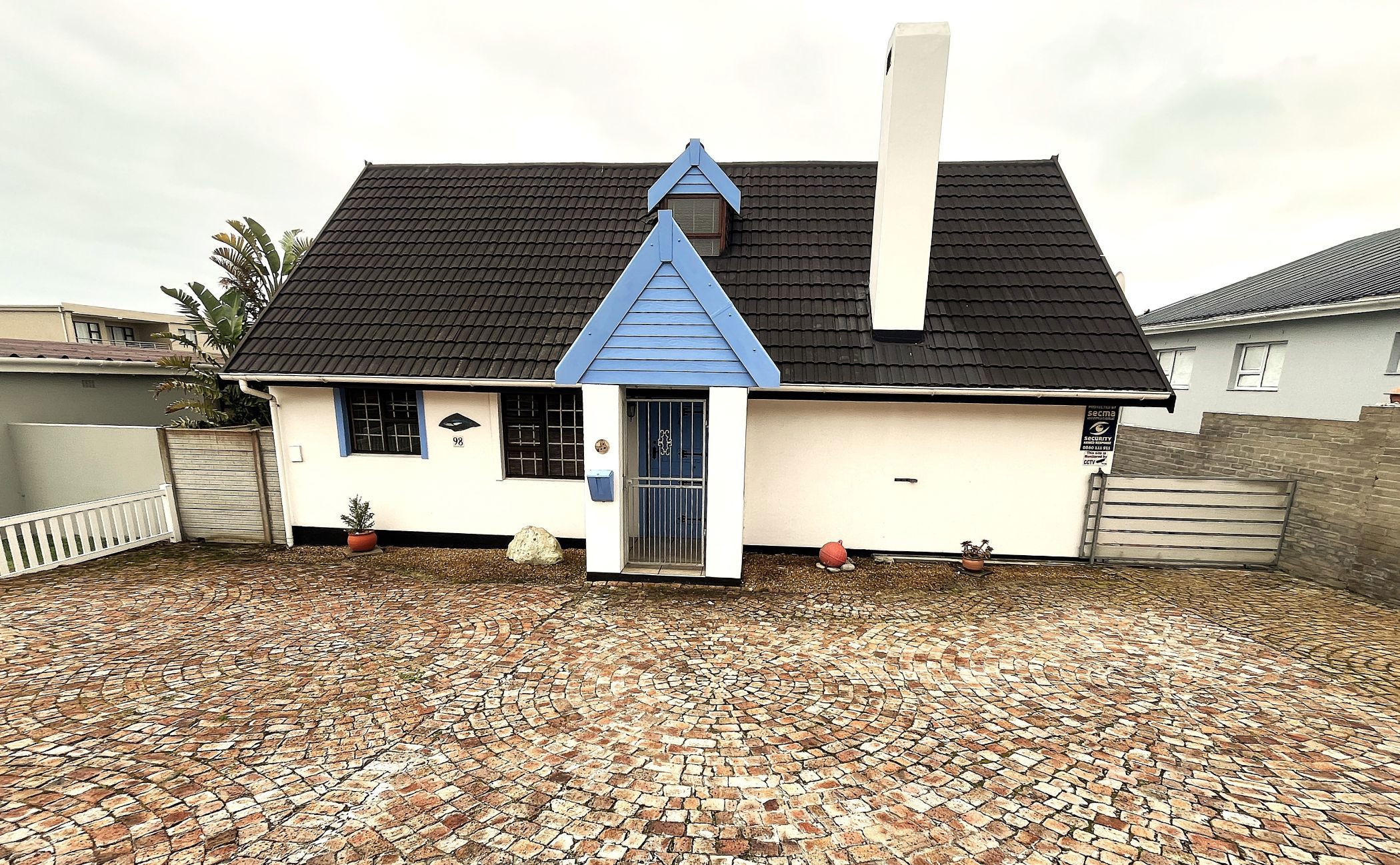 House for sale in De Kelders - 1SW1708263