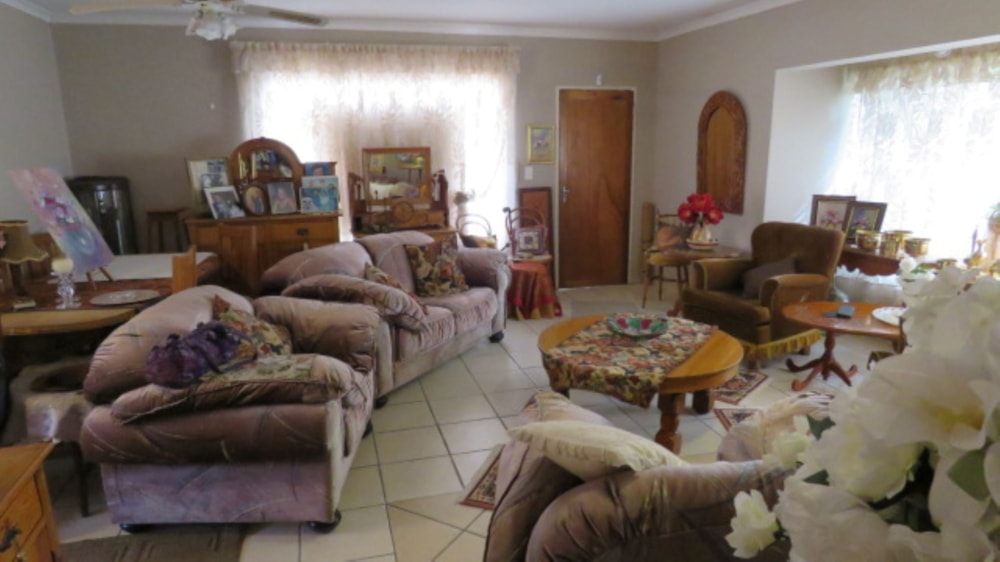 House for sale in Bela Bela - 1MDM1710006
