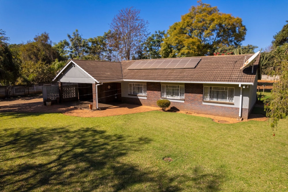 House for sale in Borrowdale, Zimbabwe - 3ZB1708332