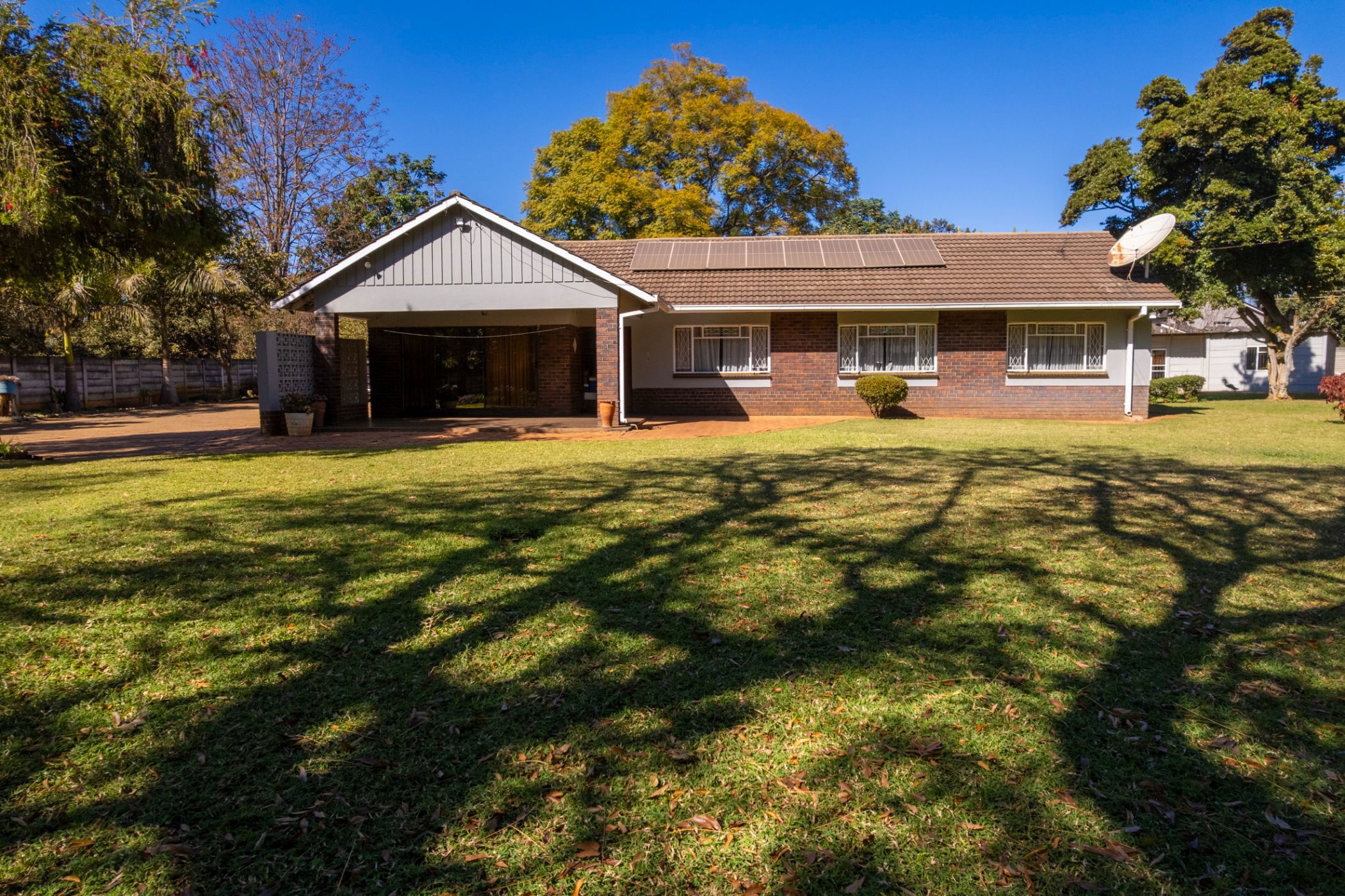 House for sale in Borrowdale, Zimbabwe - 3ZB1708332