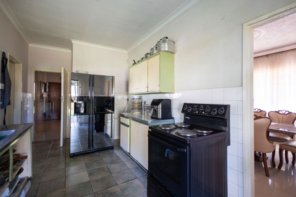 House for sale in Borrowdale, Zimbabwe - 3ZB1708332