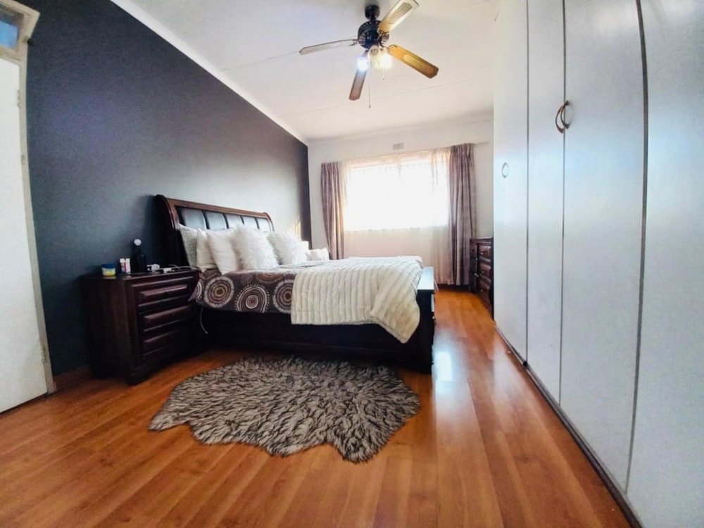 Townhouse for sale in  Vanderbijlpark SW 5 - 1VT1708310