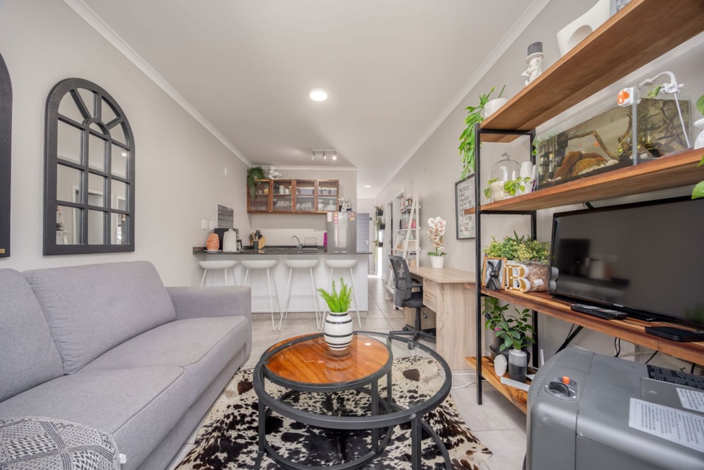 Apartment for sale in Waterfall, Upper Highway - 1KF1708309