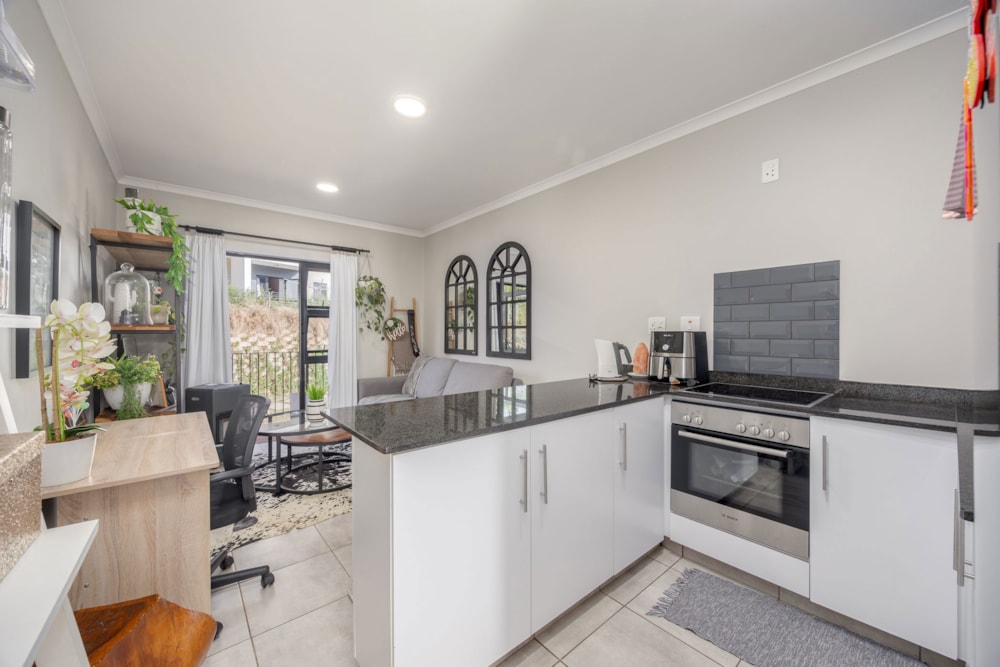 Apartment for sale in Waterfall, Upper Highway - 1KF1708309