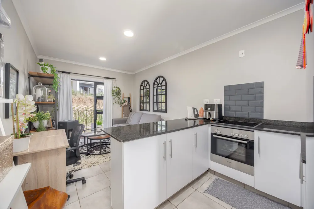 Apartment for sale in Waterfall, Upper Highway - 1KF1708309 Apartment for sale in Waterfall, Upper Highway - 1KF1708309