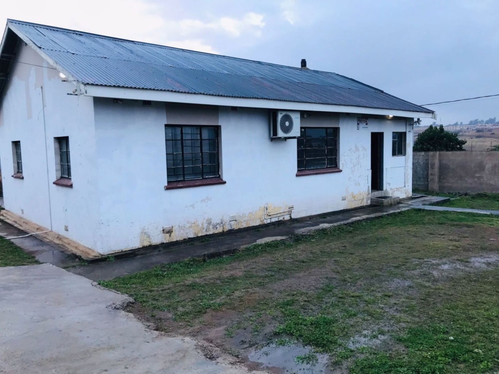 Commercial Building for sale in Mthatha Central - 1MH1708413