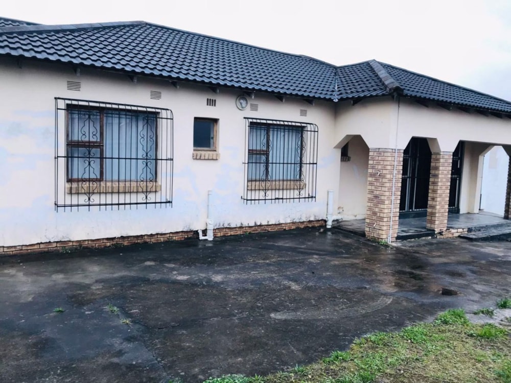 Commercial Building for sale in Mthatha Central - 1MH1708413