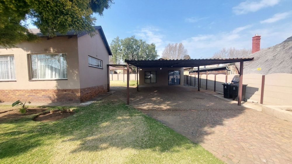 House for sale in Brakpan Central - 1BJ1708345