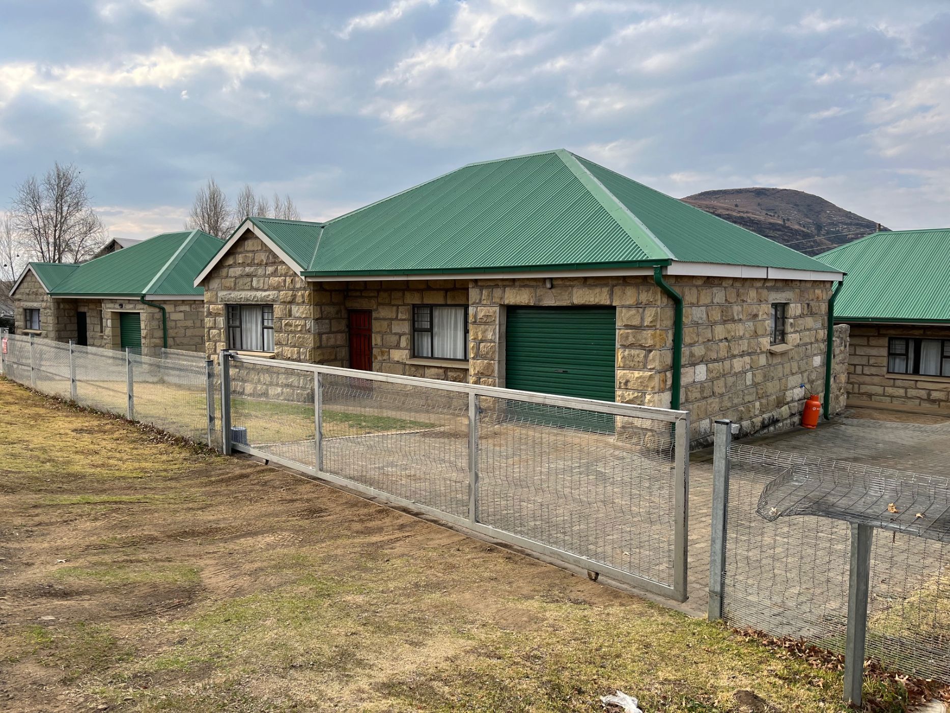 Townhouse for sale in Fouriesburg - 1CS1708336