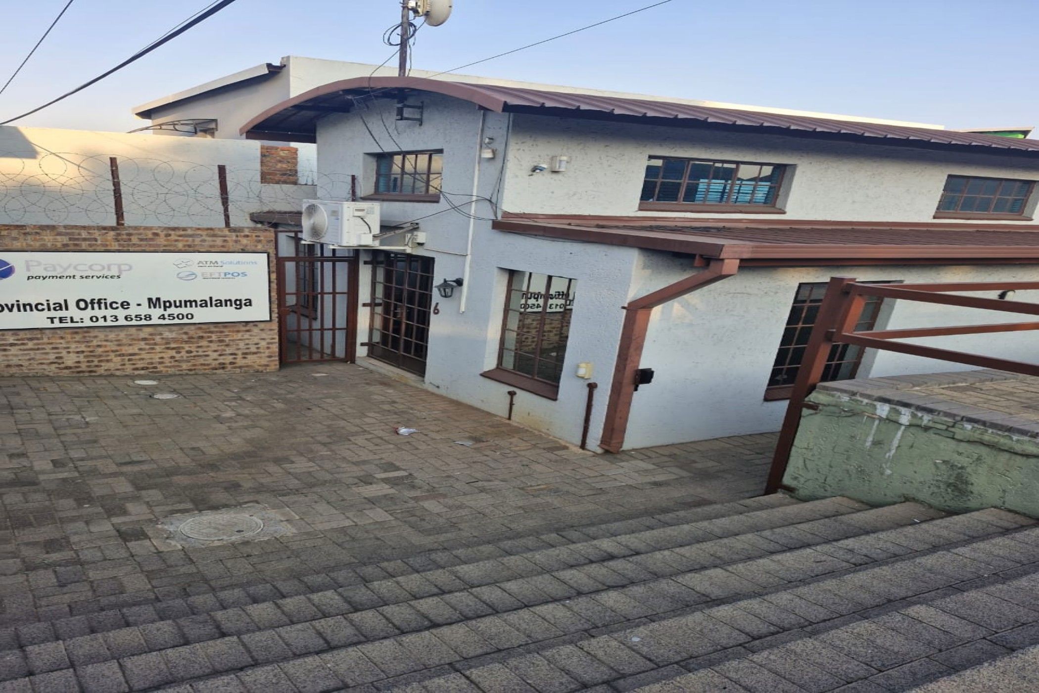 Commercial office to rent in Fransville - 1WD1708342