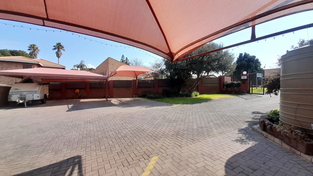 Guesthouse for sale in Vanderbijlpark SE 3 - 1VT1708726 Guesthouse for sale in Vanderbijlpark SE 3 - 1VT1708726