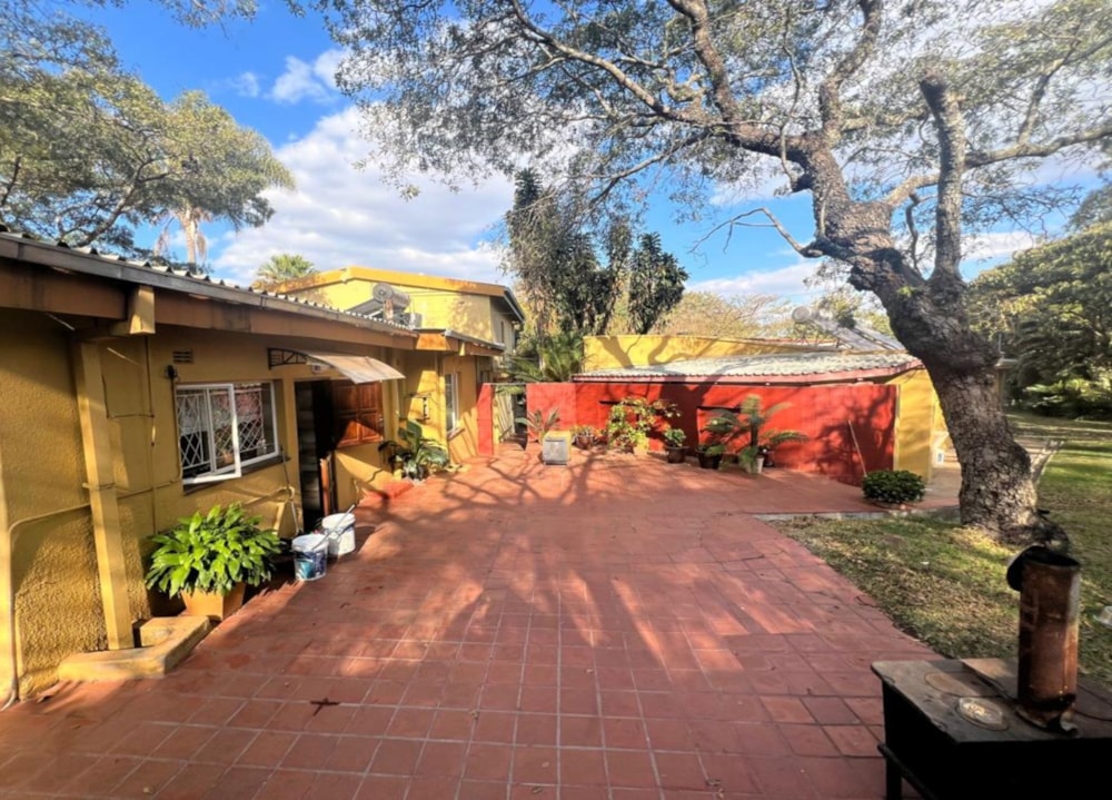 Double-storey house for sale in Monavale, Zimbabwe - 3ZB1709569 Double-storey house for sale in Monavale, Zimbabwe - 3ZB1709569