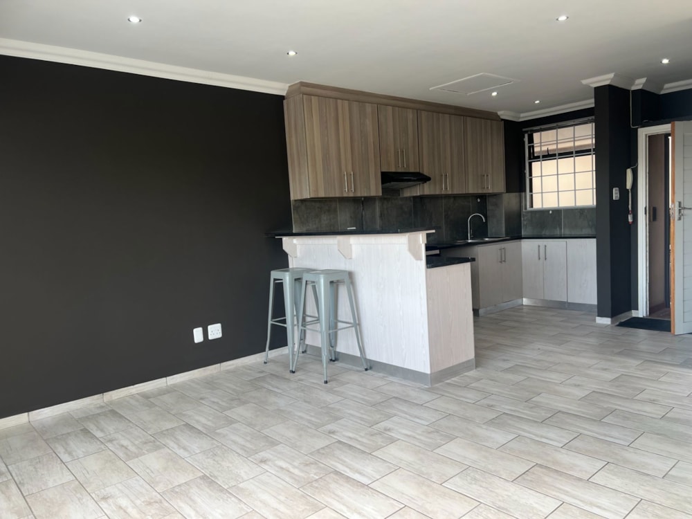 Apartment let in Rondebosch - RBL1708394 Apartment let in Rondebosch - RBL1708394