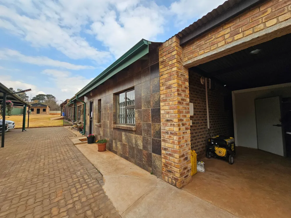 Smallholding for sale in Heidelberg, Gauteng - 1SP1708687