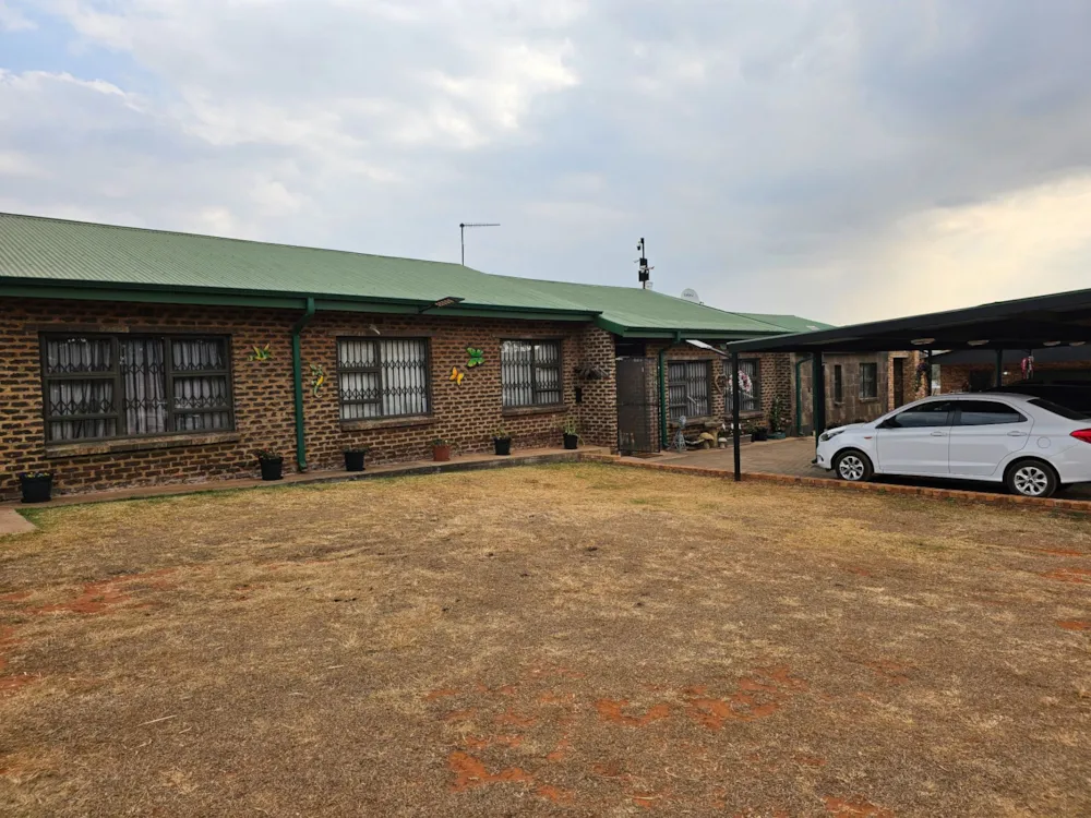 Smallholding for sale in Heidelberg, Gauteng - 1SP1708687