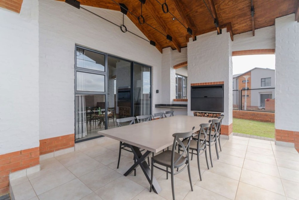 House for sale in Six Fountains - PT1708513