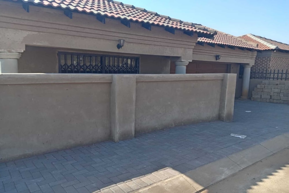 House for sale in Mhluzi - 1MD1708528