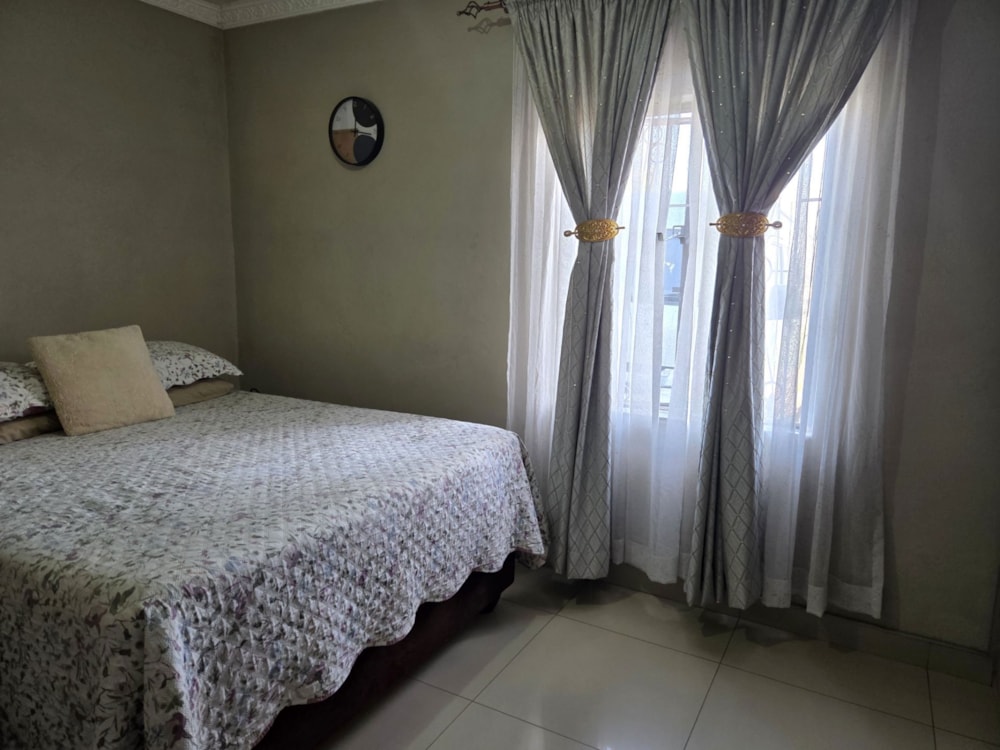 Apartment for sale in Buffelsdale - 1BD1708582 Apartment for sale in Buffelsdale - 1BD1708582