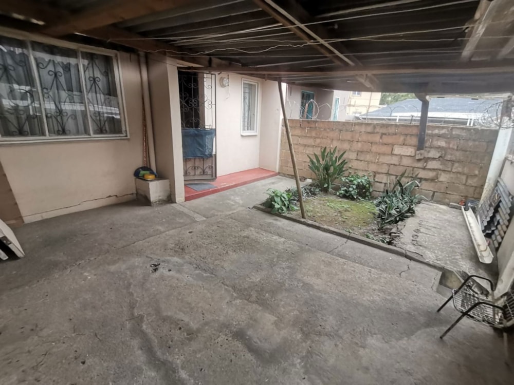 House sold in Phoenix, KwaZulu-Natal - 1DA1708558