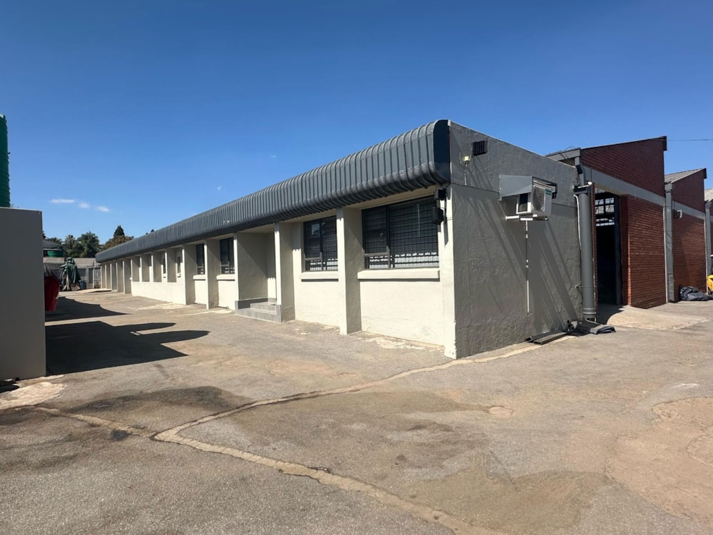 Commercial industrial property for sale in Msasa, Zimbabwe - 3ZB1716538