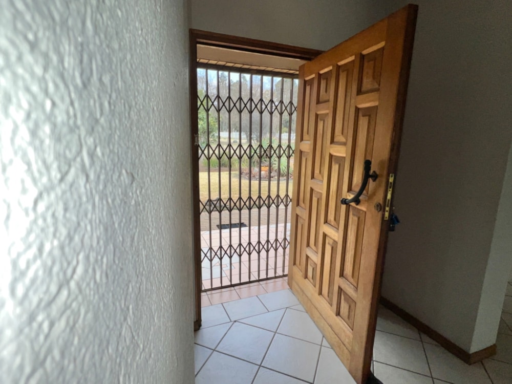 Smallholding for sale in Benoni AH - EN1708778