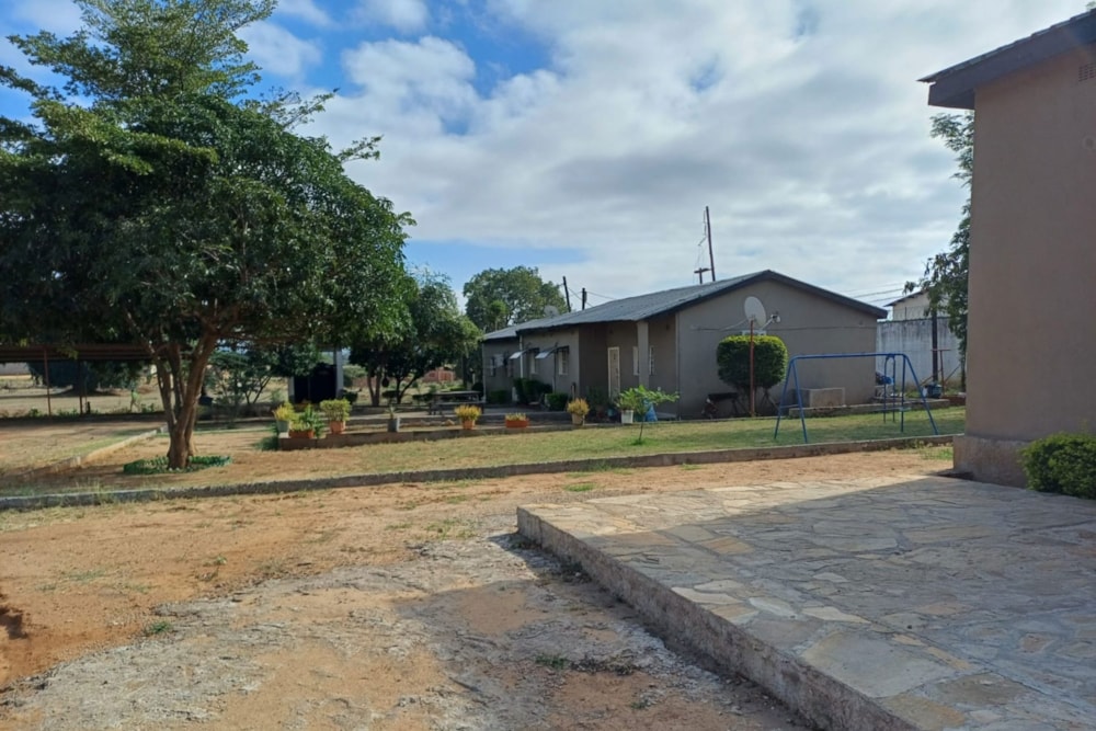 House for sale in Tete, Tete, Mozambique - 3MQ1708736