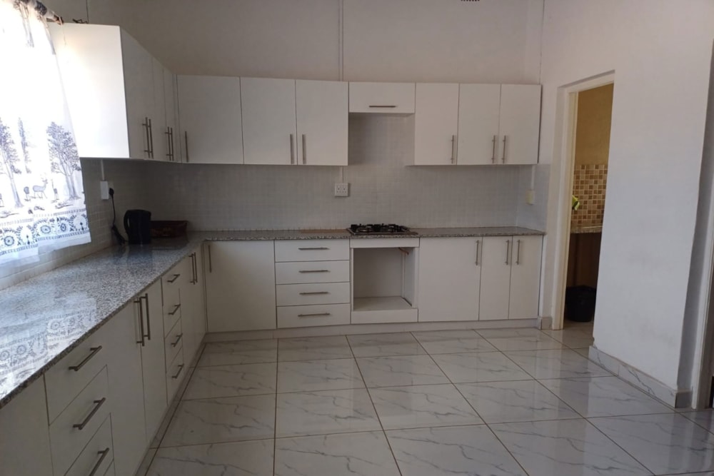 House for sale in Tete, Tete, Mozambique - 3MQ1708736