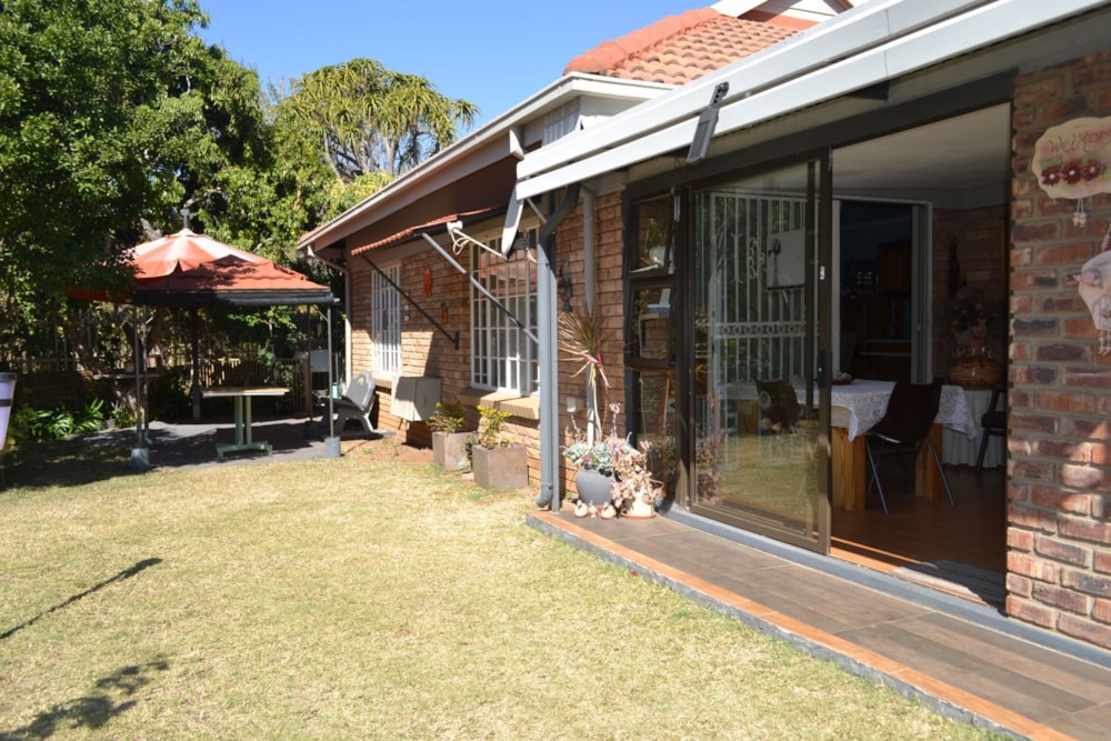 House for sale in Mookgopong (Naboomspruit) - 1MDM1708772