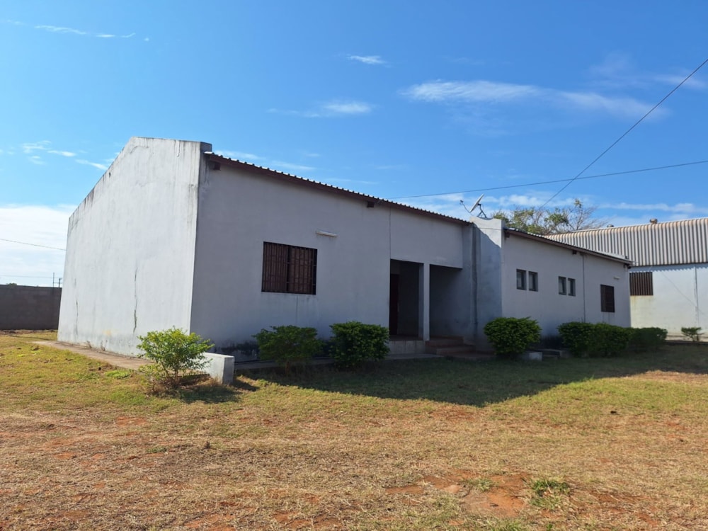 Commercial Building for sale in Matola Rio, Mozambique - 3MQ1709134