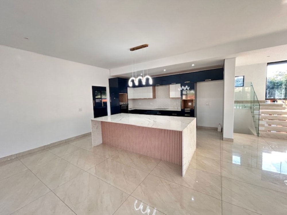 House to rent in Meer en See - 1RY1708806