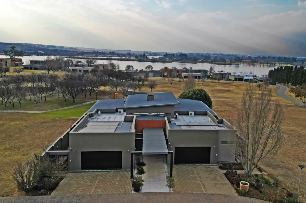 Security estate home for sale in Waterford Golf and River Estate - 1VT1709045